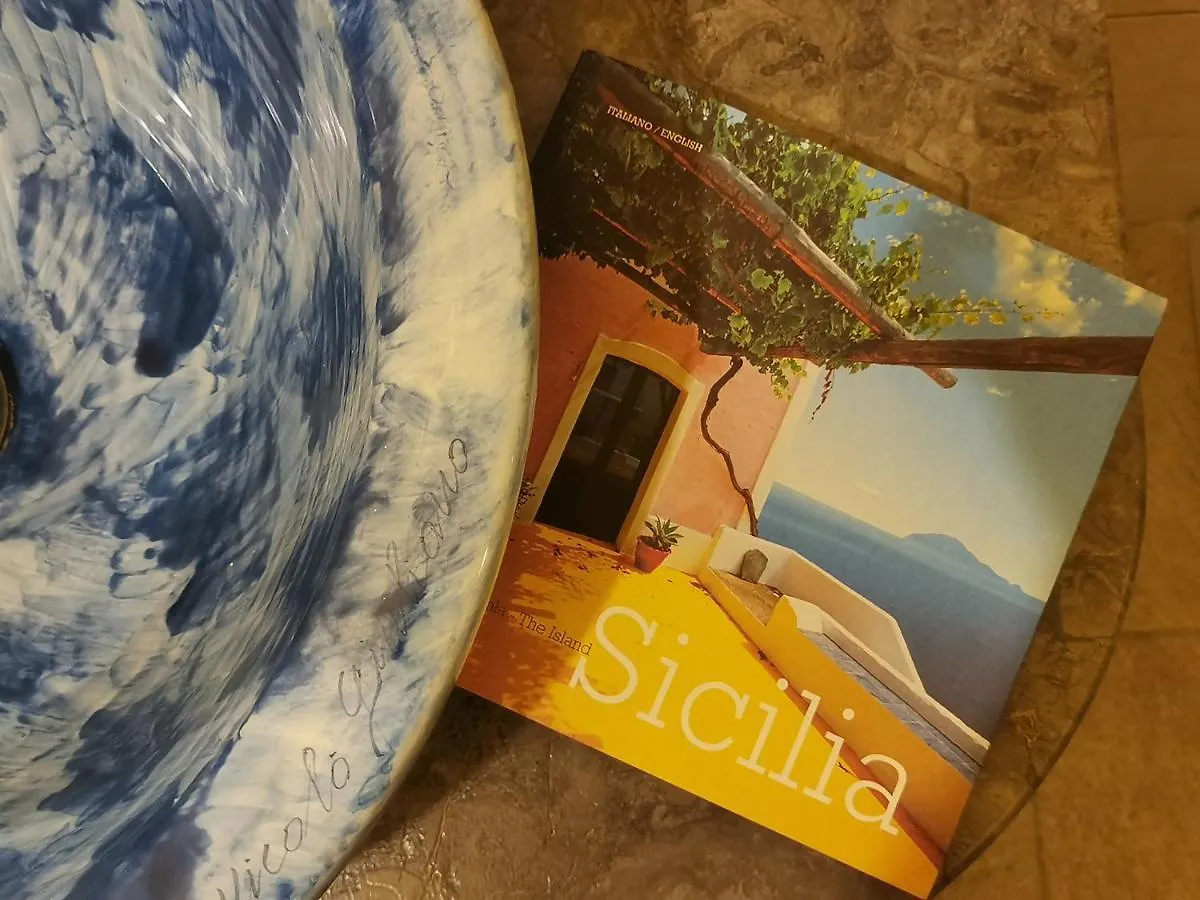 Guest house Dimora Lecerf Hotel Palermo